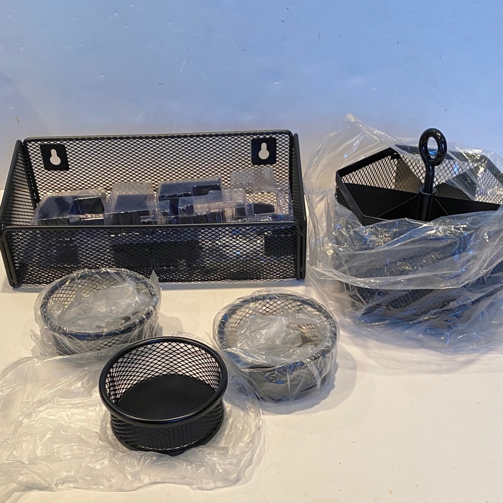 NWOT Set of 5 Black Steel Mesh Design Desktop Organizers